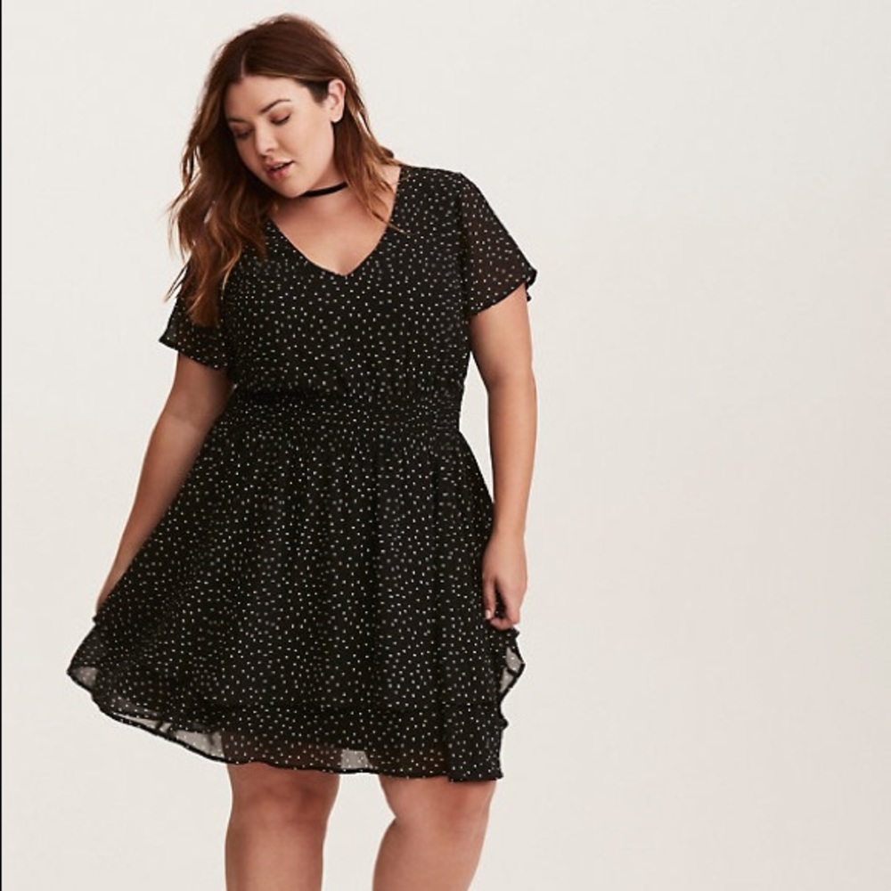 TORRID polka dot gorgette skater dress! Size 00